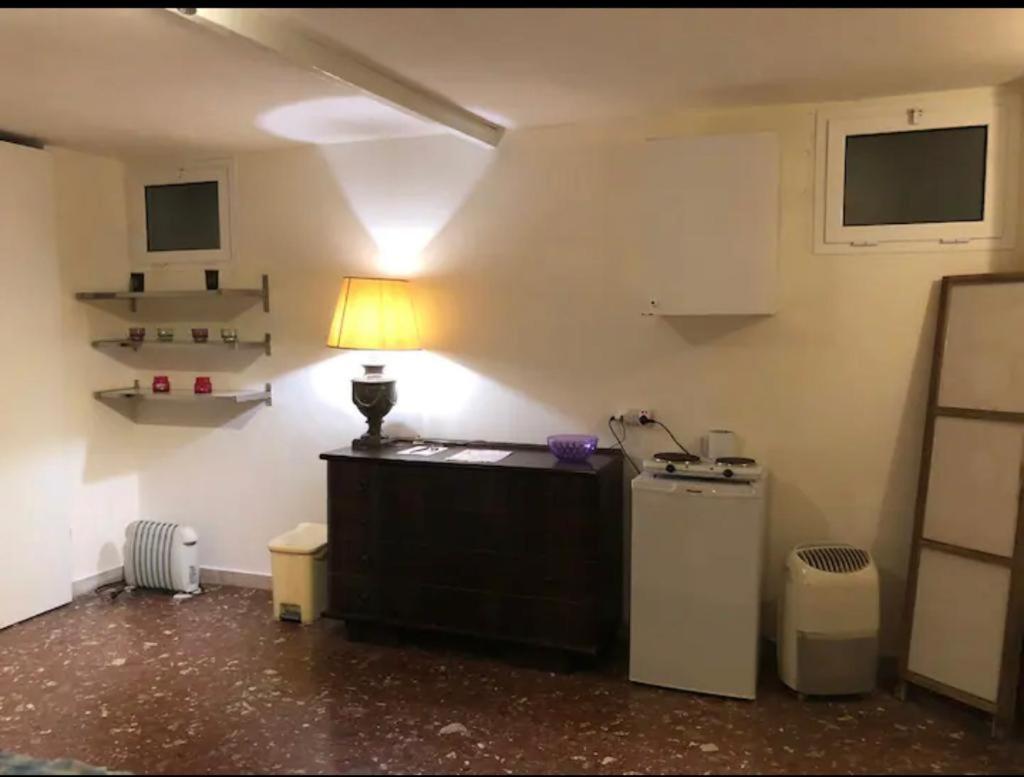 Ampio Monolocale Nel Cuore Della Citta Rome Bagian luar foto
